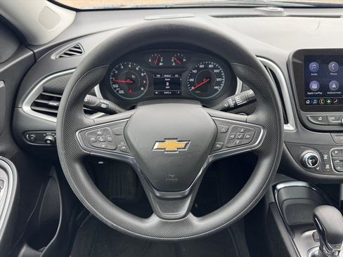 Used 2024 Chevrolet Malibu LT FWD image 10