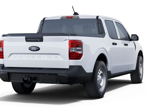 New 2025 Ford Maverick XL image 27
