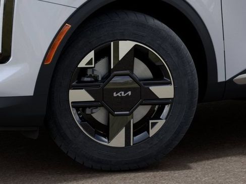 New 2026 Kia Sportage LX FWD image 9