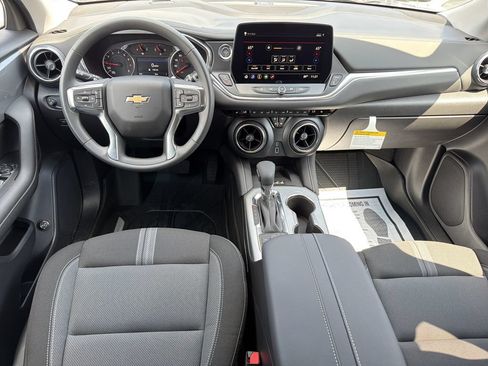 New 2026 Chevrolet Blazer LT w/ Convenience Package FWD image 2