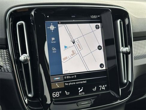 Used 2021 Volvo XC40 T5 R-Design w/ Climate Package image 3