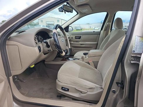 Used 2006 Ford Taurus SEL FWD image 13