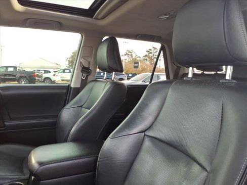 Used 2019 Toyota 4Runner Limited image 17