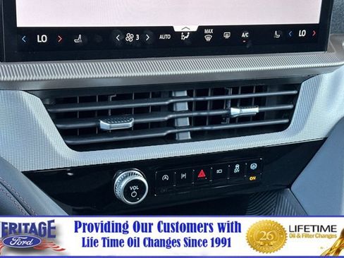 New 2026 Ford Explorer Active RWD image 22