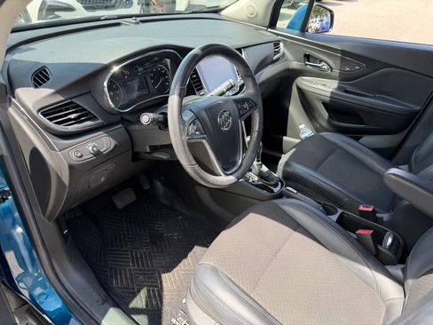 Used 2020 Buick Encore Preferred w/ Safety Package FWD image 23