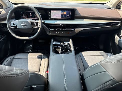Used 2025 Nissan Murano Platinum w/ Cargo Package AWD/4WD image 19