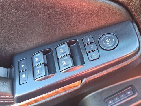 Used 2020 Chevrolet Suburban Premier w/ RST 6.2L Performance Edition AWD/4WD image 26