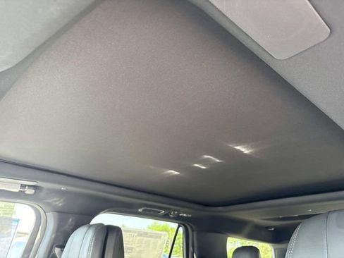 New 2026 Lincoln Navigator Reserve AWD/4WD image 24