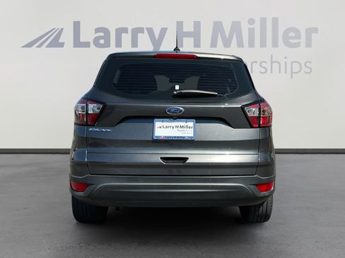 Used 2017 Ford Escape S FWD image 4