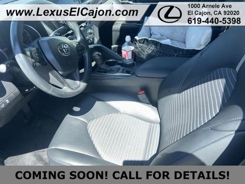 Used 2022 Toyota Camry SE image 4