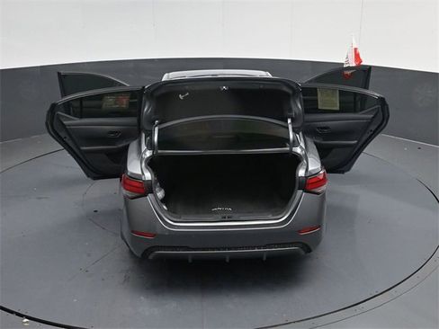 Used 2025 Nissan Sentra S image 53