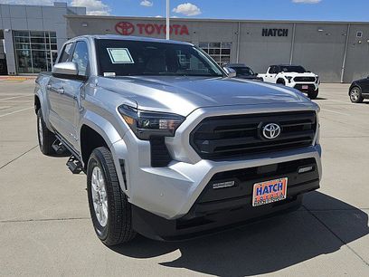 Used 2025 Toyota Tacoma SR5