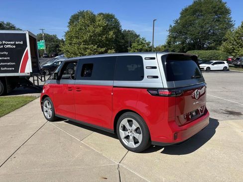 New 2025 Volkswagen ID. Buzz Pro S image 5