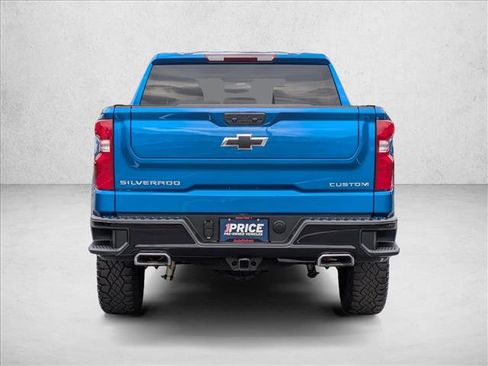 Used 2022 Chevrolet Silverado 1500 Custom Trail Boss AWD/4WD image 6