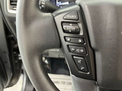 Used 2022 Nissan Frontier SV RWD image 24