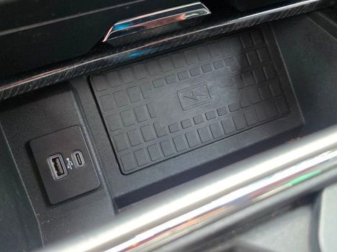 Used 2021 Ford F250 Platinum w/ FX4 Off-Road Package image 30