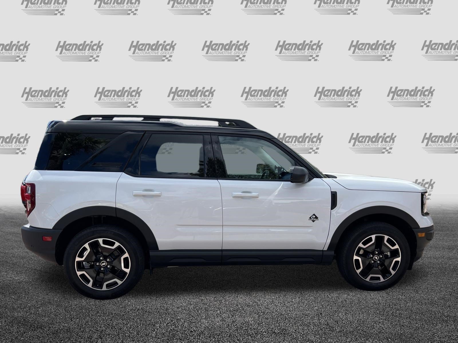 Used 2024 Ford Bronco Sport Outer Banks w/ Tech Package AWD/4WD image 11