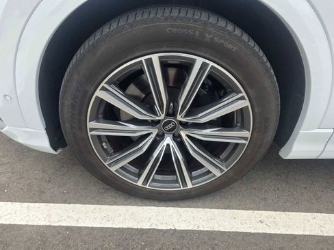 Used 2023 Audi SQ8 Premium Plus w/ Executive Package image 9