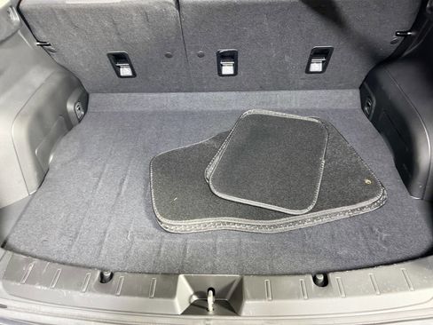 Used 2022 Subaru Crosstrek 2.0i Premium w/ Moonroof Package image 25