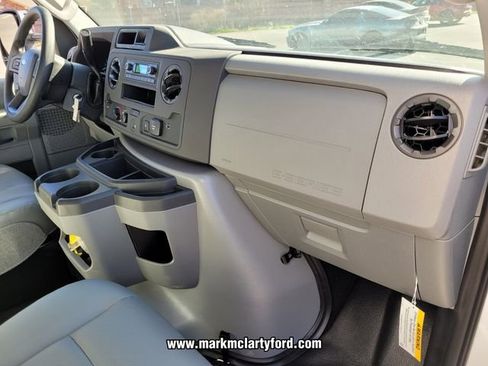 New 2026 Ford E-450 and Econoline 450 Super Duty w/ Power Equipment Group RWD image 9