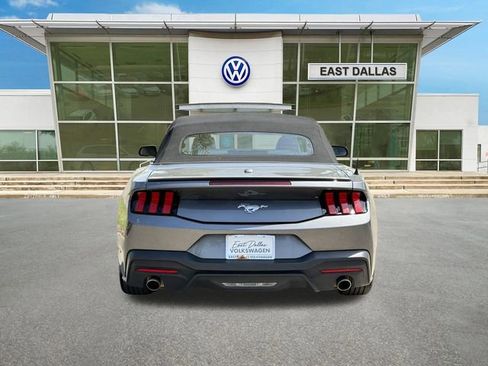 Used 2024 Ford Mustang Premium RWD image 4