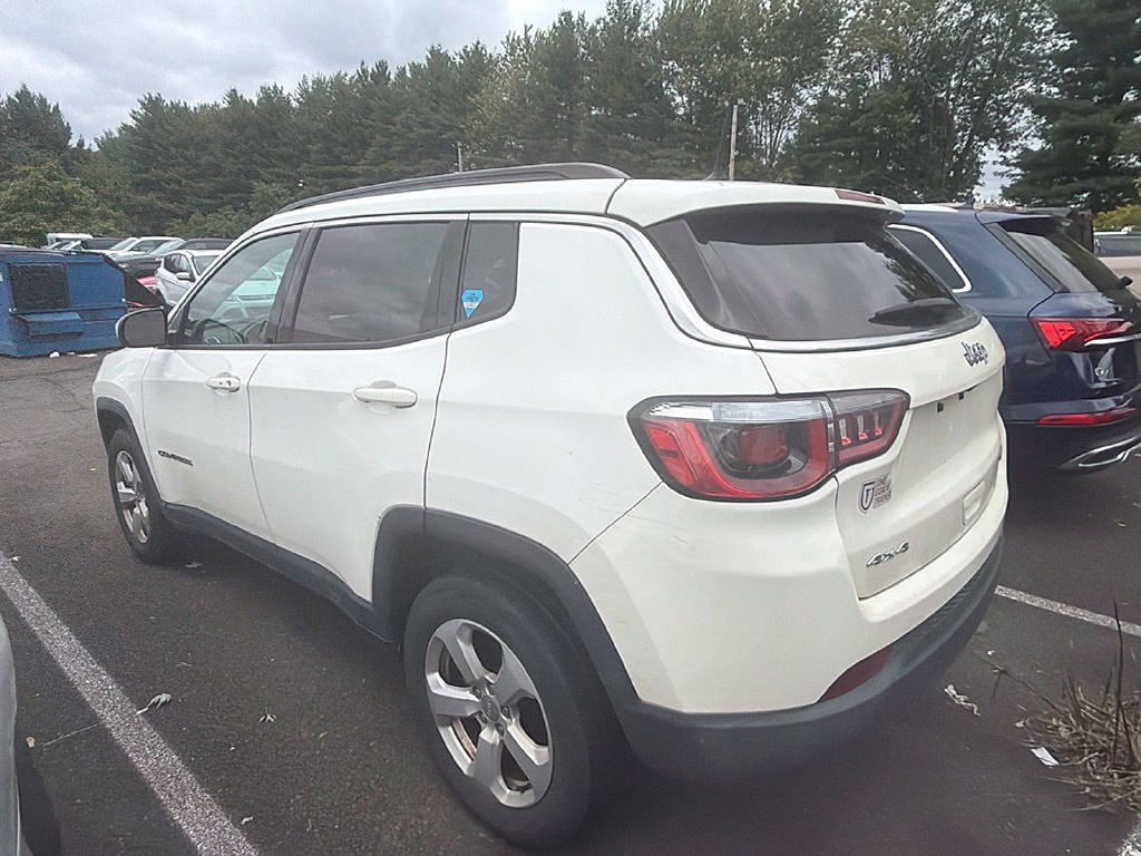 Used 2018 Jeep Compass Latitude AWD/4WD image 4