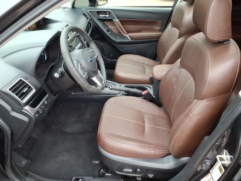 Used 2018 Subaru Forester 2.5i Touring w/ Popular Package #3B AWD/4WD image 14