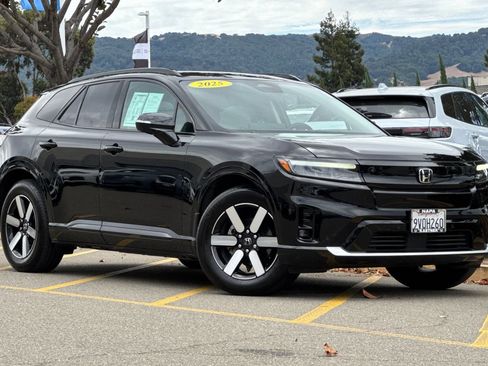 Used 2025 Honda Prologue Touring image 2