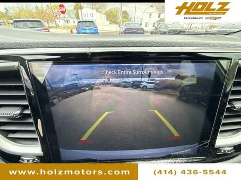 Used 2025 Chrysler Pacifica Select FWD image 14