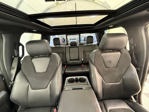 Used 2025 Ford F150 Raptor AWD/4WD image 30