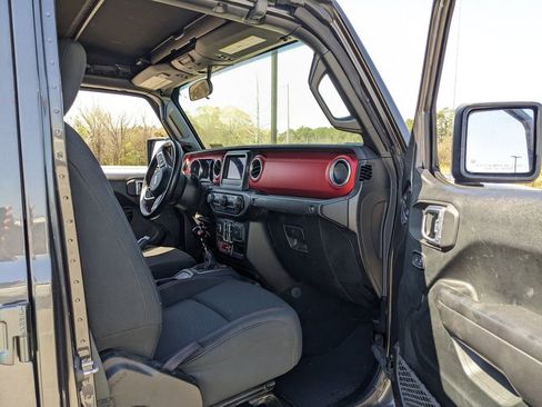 Used 2021 Jeep Gladiator Rubicon w/ LED Lighting Group image 36