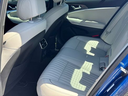 New 2025 Genesis G70 3.3T Advanced AWD/4WD image 20