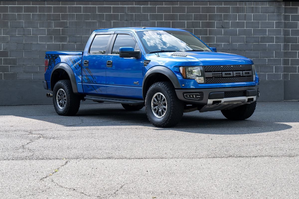 Used 2011 Ford F150 Raptor w/ Raptor Luxury Pkg AWD/4WD image 2