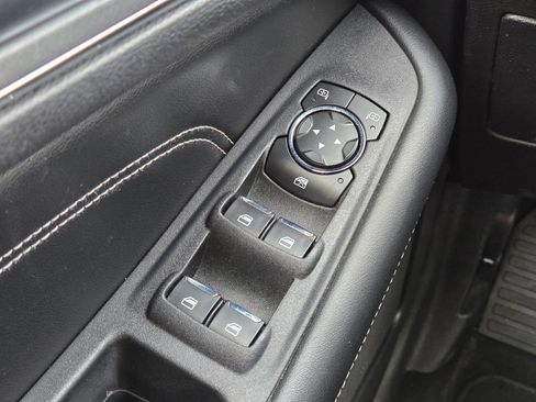 Used 2021 Ford Edge Titanium w/ Cargo Accessory Package image 13