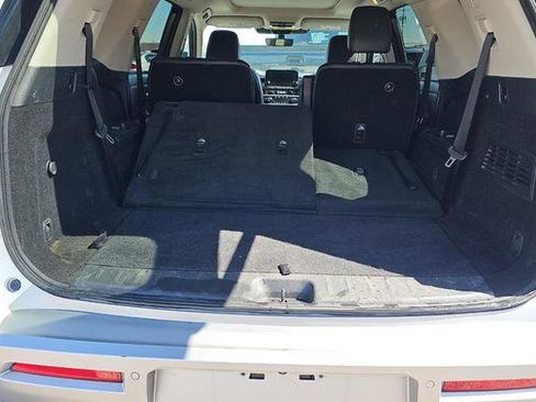 Used 2023 Nissan Pathfinder SL w/ SL Premium Package image 15