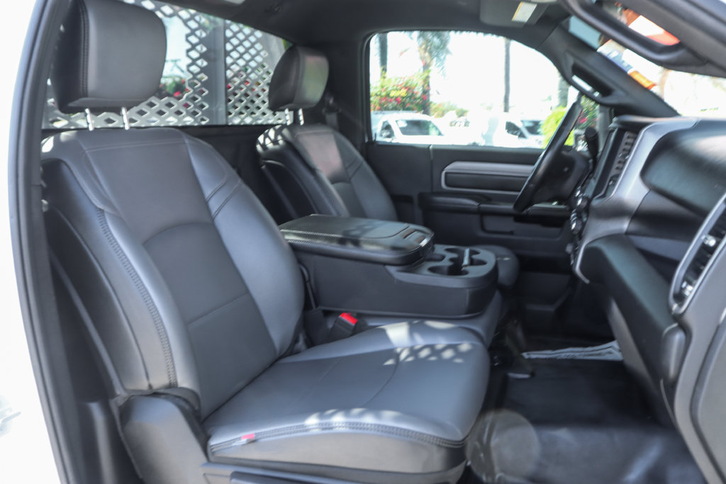 Used 2024 RAM 3500 Tradesman RWD image 31