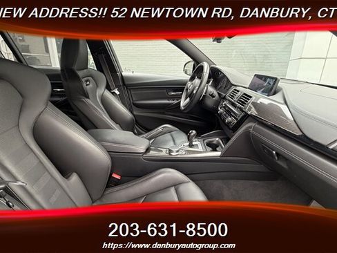 Used 2018 BMW M3 RWD image 22