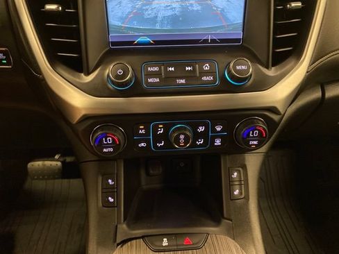 Used 2019 GMC Acadia SLT w/ Black Edition AWD/4WD image 12