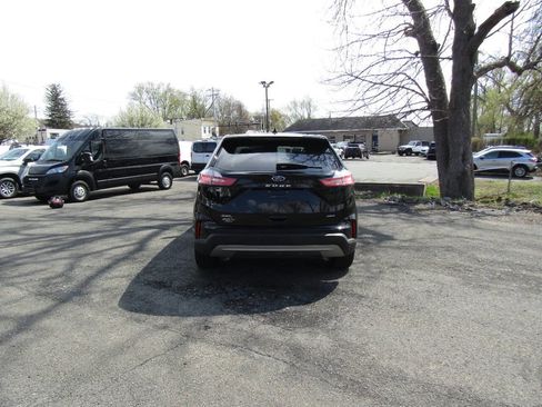Used 2023 Ford Edge SEL AWD/4WD image 6