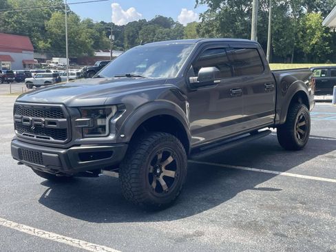 Used 2019 Ford F150 Raptor w/ Equipment Group 802A Luxury AWD/4WD image 9