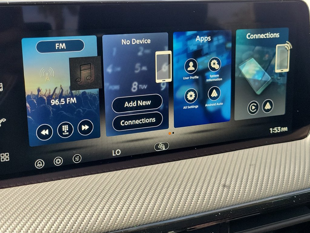 New 2027 Nissan Kicks SR FWD image 29