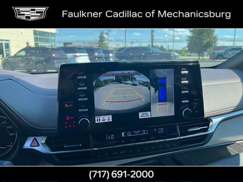 Used 2023 Toyota Sienna Platinum AWD/4WD image 27