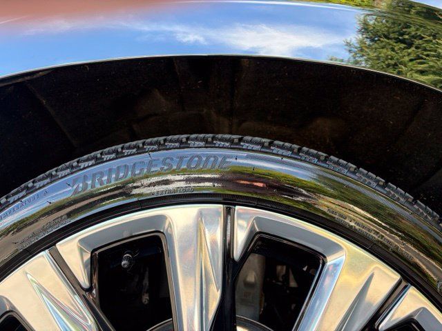 Certified 2026 Cadillac Escalade Luxury w/ Touring Package AWD/4WD image 32
