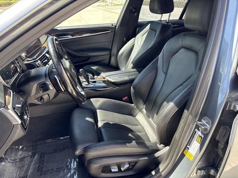 Used 2019 BMW 530i w/ Convenience Package RWD image 20