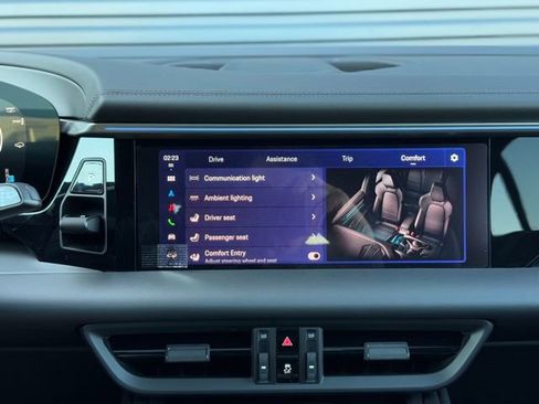 New 2025 Porsche Macan Electric image 29