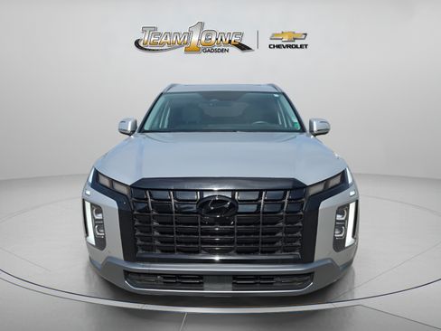 Used 2025 Hyundai Palisade SEL FWD image 2