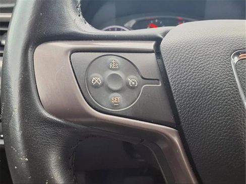 Used 2017 GMC Acadia SLT image 12