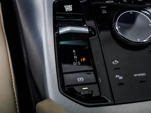 Used 2025 BMW X3 xDrive30i w/ Premium Package image 22