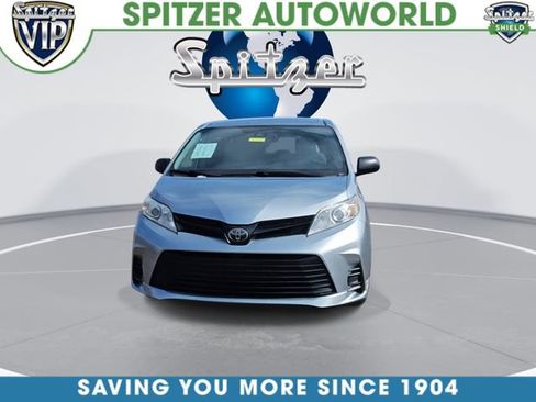 Used 2020 Toyota Sienna L image 3
