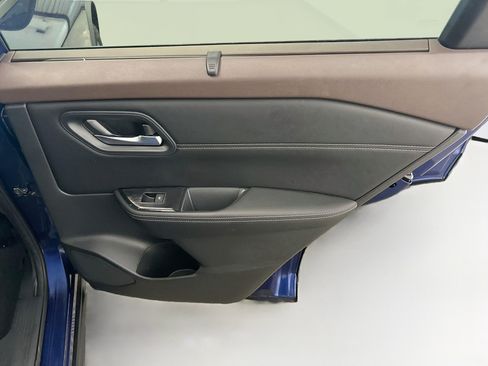 Used 2023 Nissan Rogue SV w/ SV Premium B Package AWD/4WD image 32